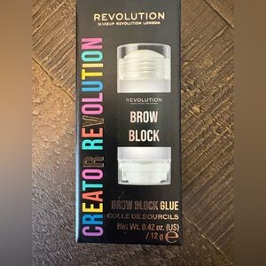 Makeup Revolution Brow Blocking Glue